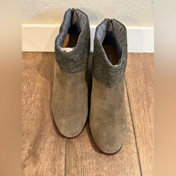 Toms Leila Olive‎ Green Ankle Booties Size 8 - Picture 4 of 9